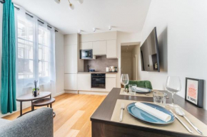 Luxurious apartment in center of Paris